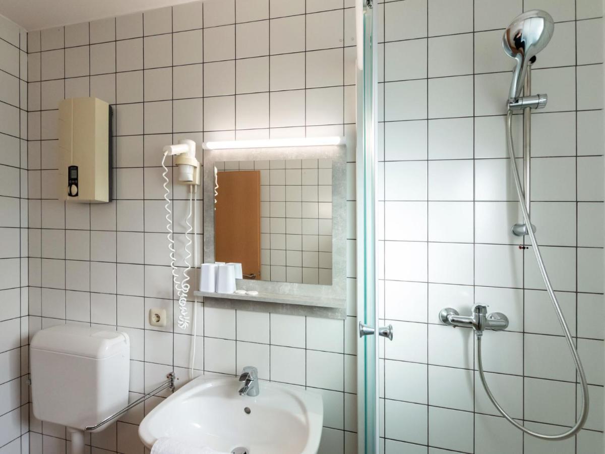 Apartment Alpenchalets - Zse204 By Interhome Zell am See Exterior photo